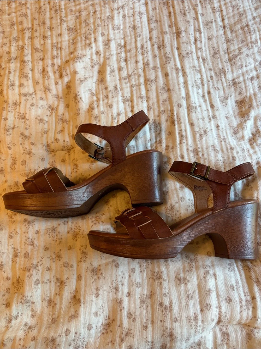 boc Brown Leather Block Heel Sandals